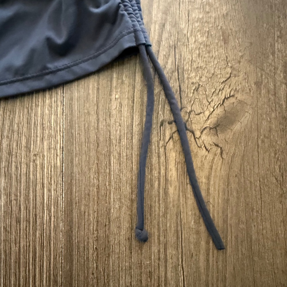 Athleta Splash Swim Skirt Womens Medium Gray Ruched Side Cinch Athletic Poolside - Picture 12 of 14